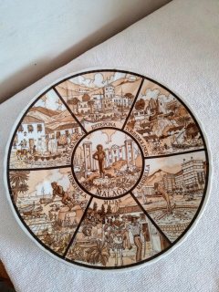 طبق انتيك من البرسلين  الحر موقع من الفنان الاسباني جاكاماسو  1