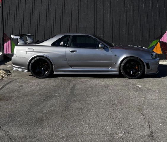 1999 Nissan Skyline