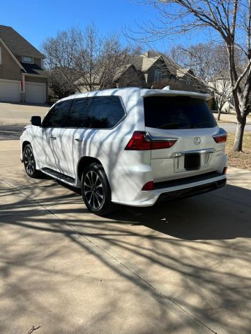 Neatly Used 2021 Lexus LX 570 Three-Row  2