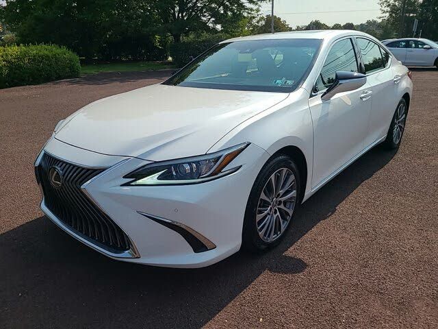2021 Lexus ES 350 FWD WhatsApp(+971586703639)