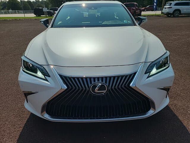 2021 Lexus ES 350 FWD WhatsApp(+971586703639) 2