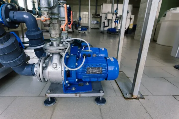 تركيب مضخات وسخانات مياه بالكويت 99073809