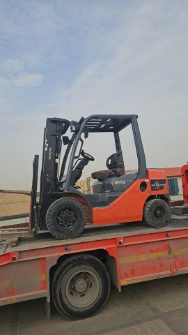 JCB backhoe loader, excavator, Bobcat skid steer loader for rent,