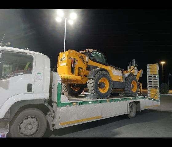 JCB backhoe loader, excavator, Bobcat skid steer loader for rent, 4