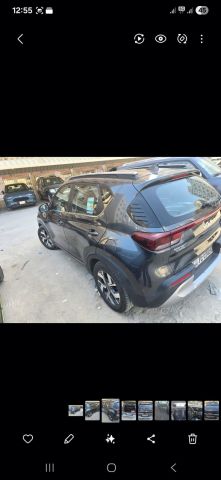 للبيع Kia 2023 العادية صبغ وكالة ✨ ماشي 73,000 كم جير / ماكينة /  3