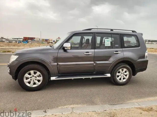 سياره ميتسوبيشي باجيرو احجز الان بمقدم حجز فقط 300 دينار  2