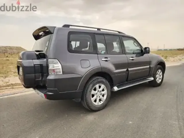 سياره ميتسوبيشي باجيرو احجز الان بمقدم حجز فقط 300 دينار  4