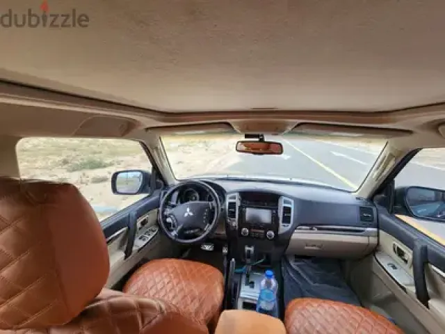سياره ميتسوبيشي باجيرو احجز الان بمقدم حجز فقط 300 دينار  6